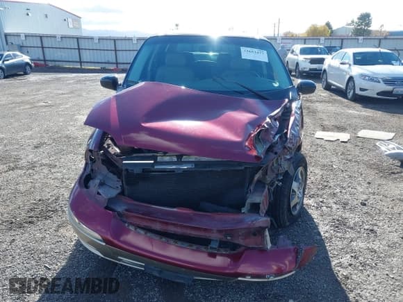 ✅ 2000 Ford Windstar SEL • VIN: 2FMDA5342YBB29938 • Lot: 43653477. Listed on IAAI with Not provided. Free auction sales archive from the USA and detailed vehicle history report at DreamBid. Image 12.