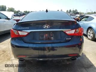 ✅ 2011 Hyundai Sonata SE • VIN: 5NPEC4AB8BH209450 • Lot: 68350664. Listed on Copart with 200,998 mi. Free auction sales archive from the USA and detailed vehicle history report at DreamBid. Image 6.