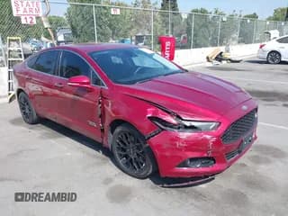 ✅ 2014 Ford Fusion Titanium • VIN: 3FA6P0SU4ER111654 • Lot: 43015858. Wystawiony na IAAI z przebiegiem 140 806 mil. Bezpłatny archiwum sprzedaży aukcyjnych z USA i szczegółowy raport historii pojazdu na DreamBid. Zdjęcie 1.