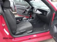 ✅ 2018 Volkswagen Beetle S • VIN: 3VWFD7AT1JM710312 • Лот: 43802565. Опубликован ранее на IAAI с пробегом 154 581 миль. Бесплатный доступ к архиву аукционных продаж из США и подробный отчёт об истории автомобиля на DreamBid. Изображение 5.