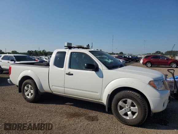 ✅ 2013 Nissan Frontier SV • VIN: 1N6AD0CW2DN733892 • Lot: 68198815. Listed on Copart with 104,495 mi. Free auction sales archive from the USA and detailed vehicle history report at DreamBid. Image 4.