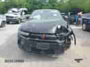 2024 Dodge Hornet R/T z VIN ZACPDFCW5R3A32513, wystawiony jako Copart lot #58426005 z przebiegiem 26 849 mil mil oraz Szkoda całkowita • Salvage title. Historia ofert i sprzedaży dostępna na DreamBid. Obrazek 5.