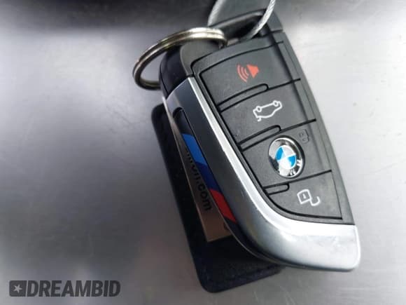 ✅ 2024 BMW 3 Series M340i xDrive • VIN: 3MW49FF00R8D98781 • Lot: 41647711. Wystawiony na IAAI z przebiegiem 8 662 mil. Bezpłatny archiwum sprzedaży aukcyjnych z USA i szczegółowy raport historii pojazdu na DreamBid. Zdjęcie 11.