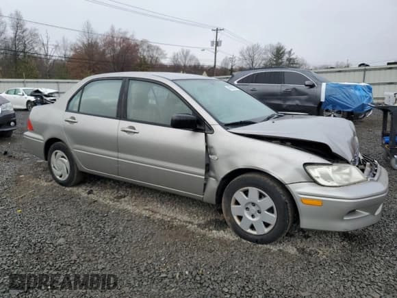 ✅ 2003 Mitsubishi Lancer ES • VIN: JA3AJ26E13U056699 • Lot: 49589585. Wystawiony na Copart z przebiegiem 88 284 mil. Bezpłatny archiwum sprzedaży aukcyjnych z USA i szczegółowy raport historii pojazdu na DreamBid. Zdjęcie 4.