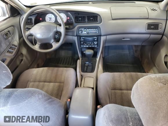 ✅ 1999 Nissan Altima XE • VIN: 1N4DL01D7XC224892 • Lot: 76010084. Wystawiony na Copart z przebiegiem 287 830 mil. Bezpłatny archiwum sprzedaży aukcyjnych z USA i szczegółowy raport historii pojazdu na DreamBid. Zdjęcie 8.