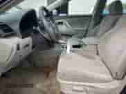 2011 Toyota Camry LE с VIN 4T1BF3EKXBU144052, выставлен на аукционе Copart как лот 82071885 с пробегом 264 862 миль миль и Списание • Salvage title. История ставок и продаж доступна на DreamBid. Изображение 7.