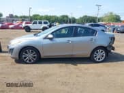 ✅ 2011 Mazda 3 S Sport • VIN: JM1BL1U62B1364857 • Лот: 42851192. Опубликован ранее на IAAI с пробегом 125 644 миль. Бесплатный доступ к архиву аукционных продаж из США и подробный отчёт об истории автомобиля на DreamBid. Изображение 14.