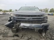 ✅ 2019 Chevrolet Silverado 1500 RST • VIN: 3GCPWDED7KG250821 • Lot: 70314434. Wystawiony na Copart z przebiegiem 60 288 mil. Bezpłatny archiwum sprzedaży aukcyjnych z USA i szczegółowy raport historii pojazdu na DreamBid. Zdjęcie 5.