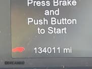 ✅ 2017 Chrysler Pacifica Touring L • VIN: 2C4RC1BG7HR613720 • Lot: 42704731. Wystawiony na IAAI z przebiegiem 134 011 mil. Bezpłatny archiwum sprzedaży aukcyjnych z USA i szczegółowy raport historii pojazdu na DreamBid. Zdjęcie 15.