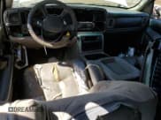 ✅ 2003 Chevrolet Suburban LT • VIN: 3GNEC16Z03G101118 • Лот: 56486765. Опубликован ранее на Copart с пробегом Не указан. Бесплатный доступ к архиву аукционных продаж из США и подробный отчёт об истории автомобиля на DreamBid. Изображение 8.