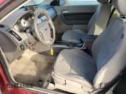 ✅ 2009 Ford Focus SES • VIN: 1FAHP33N29W232042 • Lot: 85262045. Wystawiony na Copart z przebiegiem 190 793 mil. Bezpłatny archiwum sprzedaży aukcyjnych z USA i szczegółowy raport historii pojazdu na DreamBid. Zdjęcie 7.