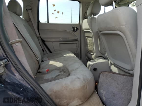 ✅ 2007 Chevrolet HHR LT • VIN: 3GNDA23DX7S587925 • Lot: 51210345. Listed on Copart with 110,726 mi. Free auction sales archive from the USA and detailed vehicle history report at DreamBid. Image 11.