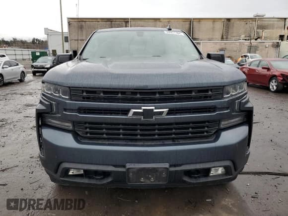 ✅ 2020 Chevrolet Silverado 1500 RST • VIN: 1GCUYEED5LZ232368 • Lot: 39951104. Wystawiony na Copart z przebiegiem 100 193 mil. Bezpłatny archiwum sprzedaży aukcyjnych z USA i szczegółowy raport historii pojazdu na DreamBid. Zdjęcie 5.