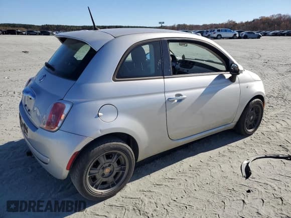 ✅ 2013 FIAT 500 Pop • VIN: 3C3CFFAR6DT754495 • Лот: 92263675. Опубликован ранее на Copart с пробегом 173 817 миль. Бесплатный доступ к архиву аукционных продаж из США и подробный отчёт об истории автомобиля на DreamBid. Изображение 3.