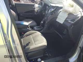 2017 Hyundai Santa Fe 2.4L с VIN 5XYZU3LB2HG430161, выставлен на аукционе IAAI как лот 43272663 с пробегом 156 711 миль миль и . История ставок и продаж доступна на DreamBid. Изображение 5.