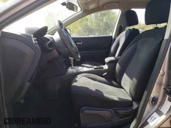 ✅ 2012 Nissan Rogue S • VIN: JN8AS5MT2CW610553 • Lot: 71441125. Wystawiony na Copart z przebiegiem 164 144 mil. Bezpłatny archiwum sprzedaży aukcyjnych z USA i szczegółowy raport historii pojazdu na DreamBid. Zdjęcie 7.