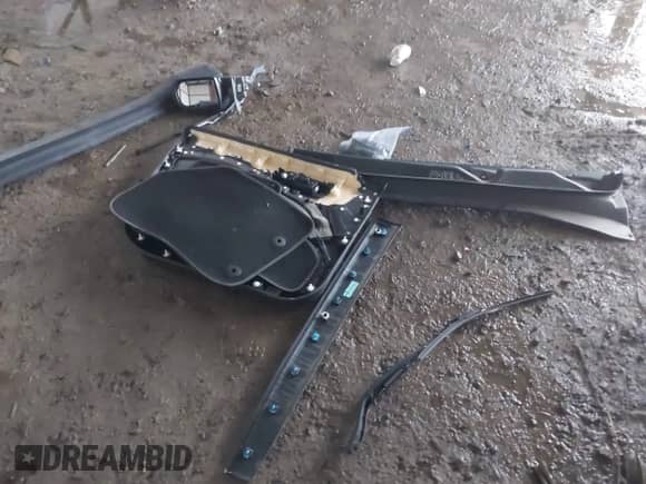 2021 Jeep Compass 80th Anniversary z VIN 3C4NJCEB6MT577171, wystawiony jako IAAI lot #42189493 z przebiegiem 42 531 mil mil oraz . Historia ofert i sprzedaży dostępna na DreamBid. Obrazek 12.