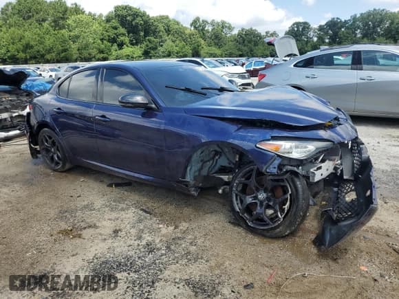 ✅ 2021 Alfa Romeo Giulia • VIN: ZARFAMAN9M7639652 • Lot: 63045435. Listed on Copart with 78,888 mi. Free auction sales archive from the USA and detailed vehicle history report at DreamBid. Image 4.