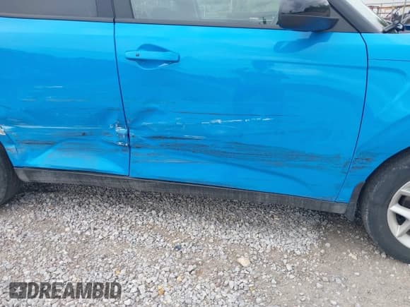 ✅ 2023 Kia Soul LX • VIN: KNDJ23AUXP7204582 • Lot: 42300287. Listed on IAAI with 60,057 mi. Free auction sales archive from the USA and detailed vehicle history report at DreamBid. Image 6.