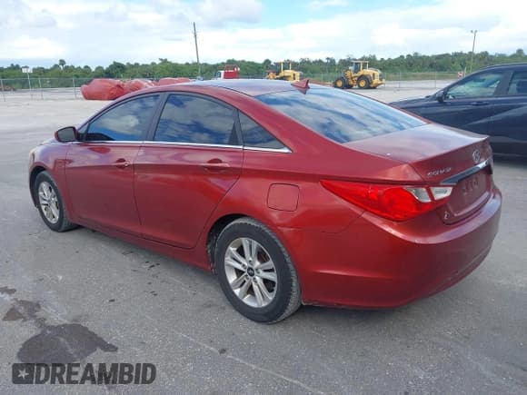 ✅ 2013 Hyundai Sonata GLS • VIN: 5NPEB4AC5DH738918 • Лот: 43447863. Опубликован ранее на IAAI с пробегом 243 406 миль. Бесплатный доступ к архиву аукционных продаж из США и подробный отчёт об истории автомобиля на DreamBid. Изображение 3.