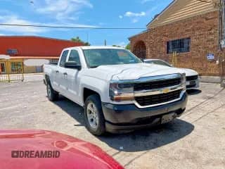 2019 Chevrolet Silverado 1500 Work Truck z VIN 2GCRCNEC1K1132948, wystawiony jako Copart lot #69890475 z przebiegiem 194 519 mil mil oraz Czysty tytuł • Clean title. Historia ofert i sprzedaży dostępna na DreamBid. Obrazek 1.