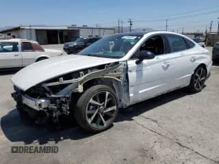 2022 Hyundai Sonata SEL Plus с VIN KMHL44J28NA222081, выставлен на аукционе Copart как лот 68146825 с пробегом 57 606 миль миль и Списание • Salvage title. История ставок и продаж доступна на DreamBid. Изображение 1.