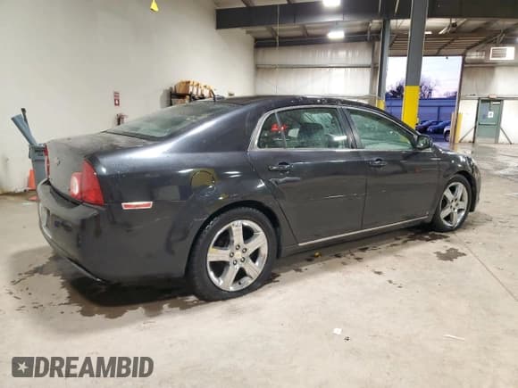 ✅ 2009 Chevrolet Malibu 1LT • VIN: 1G1ZH57B794252041 • Лот: 83371264. Опубликован ранее на Copart с пробегом 183 531 миль. Бесплатный доступ к архиву аукционных продаж из США и подробный отчёт об истории автомобиля на DreamBid. Изображение 3.