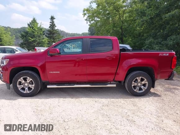 ✅ 2018 Chevrolet Colorado 4WD Z71 • VIN: 1GCGTDEN1J1190761 • Лот: 42682195. Опубликован ранее на IAAI с пробегом 55 393 миль. Бесплатный доступ к архиву аукционных продаж из США и подробный отчёт об истории автомобиля на DreamBid. Изображение 14.