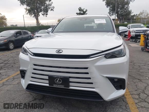 ✅ 2025 Lexus TX 350 Premium • VIN: 5TDAAAB68SS043428 • Lot: 43681571. Listed on IAAI with 1,347 mi. Free auction sales archive from the USA and detailed vehicle history report at DreamBid. Image 12.