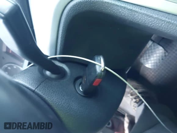 ✅ 2012 Volkswagen Passat SE • VIN: 1VWBP7A37CC037696 • Lot: 43730611. Wystawiony na IAAI z przebiegiem 84 161 mil. Bezpłatny archiwum sprzedaży aukcyjnych z USA i szczegółowy raport historii pojazdu na DreamBid. Zdjęcie 11.