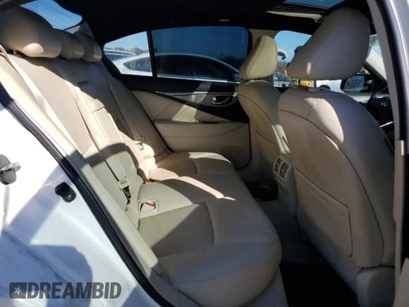✅ 2014 Infiniti Q50 Premium • VIN: JN1BV7AP2EM678041 • Lot: 92021225. Listed on Copart with 230,820 mi. Free auction sales archive from the USA and detailed vehicle history report at DreamBid. Image 10.