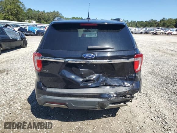 ✅ 2019 Ford Explorer XLT • VIN: 1FM5K7D86KGA04519 • Lot: 85079725. Wystawiony na Copart z przebiegiem 136 884 mil. Bezpłatny archiwum sprzedaży aukcyjnych z USA i szczegółowy raport historii pojazdu na DreamBid. Zdjęcie 6.