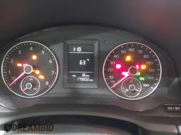 ✅ 2010 Volkswagen Jetta SE • VIN: 3VWRZ7AJ8AM164718 • Lot: 43095658. Listed on IAAI with 179,802 mi. Free auction sales archive from the USA and detailed vehicle history report at DreamBid. Image 7.