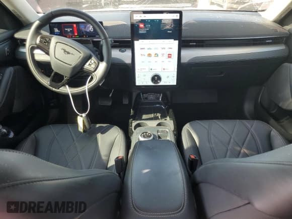 ✅ 2022 Ford Mustang Mach-E California Route 1 • VIN: 3FMTK2R70NMA04066 • Лот: 69212354. Опубликован ранее на Copart с пробегом 37 928 миль. Бесплатный доступ к архиву аукционных продаж из США и подробный отчёт об истории автомобиля на DreamBid. Изображение 8.