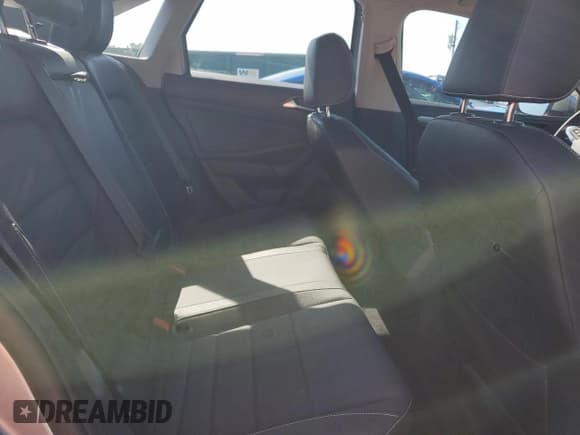 ✅ 2024 Volkswagen Jetta SE • VIN: 3VWEM7BU1RM069533 • Lot: 85685185. Listed on Copart with 8,118 mi. Free auction sales archive from the USA and detailed vehicle history report at DreamBid. Image 10.