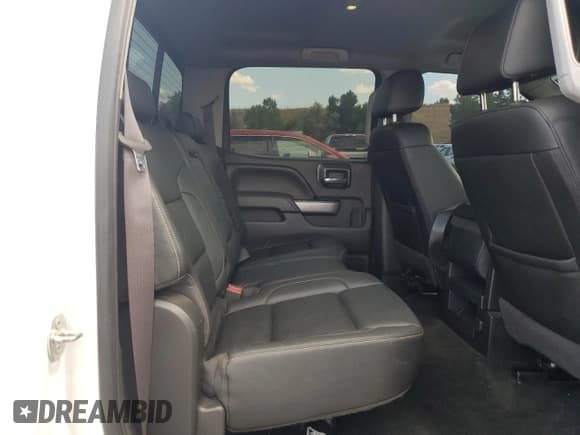 ✅ 2017 Chevrolet Silverado 1500 LT • VIN: 3GCUKREC7HG317266 • Лот: 69975574. Опубликован ранее на Copart с пробегом 80 099 миль. Бесплатный доступ к архиву аукционных продаж из США и подробный отчёт об истории автомобиля на DreamBid. Изображение 10.