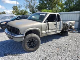✅ 2003 Chevrolet S-10 LS • VIN: 1GCDT19X738277958 • Лот: 90624225. Опубликован ранее на Copart с пробегом Не указан. Бесплатный доступ к архиву аукционных продаж из США и подробный отчёт об истории автомобиля на DreamBid. Изображение 1.