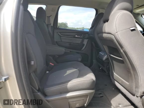 ✅ 2013 Chevrolet Traverse LT • VIN: 1GNKRGKD2DJ252489 • Lot: 73384504. Wystawiony na Copart z przebiegiem 185 745 mil. Bezpłatny archiwum sprzedaży aukcyjnych z USA i szczegółowy raport historii pojazdu na DreamBid. Zdjęcie 12.