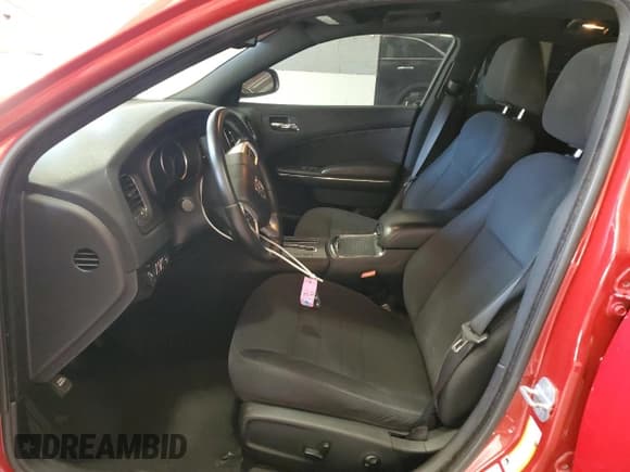 ✅ 2011 Dodge Charger Mopar 11 • VIN: 2B3CL5CT2BH505660 • Лот: 86255435. Опубликован ранее на Copart с пробегом 43 791 миль. Бесплатный доступ к архиву аукционных продаж из США и подробный отчёт об истории автомобиля на DreamBid. Изображение 7.