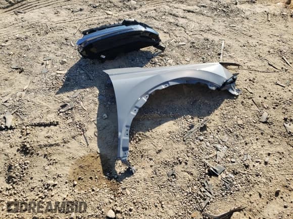 ✅ 2026 Honda CR-V LX • VIN: 2HKRS4H24TH411939 • Лот: 81219365. Опубликован ранее на Copart с пробегом 85 миль. Бесплатный доступ к архиву аукционных продаж из США и подробный отчёт об истории автомобиля на DreamBid. Изображение 13.