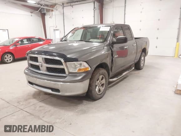 ✅ 2009 Dodge 1500 TRX • VIN: 1D3HV18P09S803945 • Lot: 41465266. Wystawiony na IAAI z przebiegiem 277 671 mil. Bezpłatny archiwum sprzedaży aukcyjnych z USA i szczegółowy raport historii pojazdu na DreamBid. Zdjęcie 2.