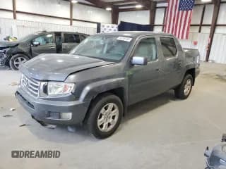 ✅ 2013 Honda Ridgeline RTS • VIN: 5FPYK1F41DB010130 • Лот: 54248785. Опубликован ранее на Copart с пробегом 180 450 миль. Бесплатный доступ к архиву аукционных продаж из США и подробный отчёт об истории автомобиля на DreamBid. Изображение 1.