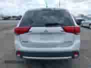 2016 Mitsubishi Outlander SE z VIN JA4AZ3A31GZ015790, wystawiony jako IAAI lot #42131804 z przebiegiem 298 900 mil mil oraz . Historia ofert i sprzedaży dostępna na DreamBid. Obrazek 18.