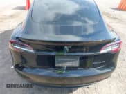 ✅ 2021 Tesla Model 3 Long Range • VIN: 5YJ3E1EBXMF974946 • Lot: 42032602. Wystawiony na IAAI z przebiegiem Nie podano. Bezpłatny archiwum sprzedaży aukcyjnych z USA i szczegółowy raport historii pojazdu na DreamBid. Zdjęcie 15.