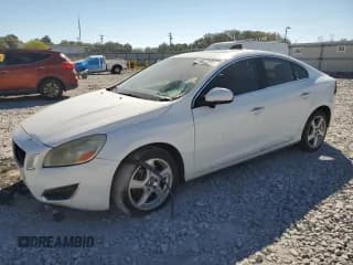 ✅ 2012 Volvo S60 T5 • VIN: YV1622FS0C2142991 • Лот: 86555205. Опубликован ранее на Copart с пробегом 166 760 миль. Бесплатный доступ к архиву аукционных продаж из США и подробный отчёт об истории автомобиля на DreamBid. Изображение 1.