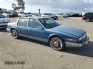 ✅ 1988 Cadillac Seville • VIN: 1G6KS5152JU809989 • Lot: 51385205. Wystawiony na Copart z przebiegiem 40 217 mil. Bezpłatny archiwum sprzedaży aukcyjnych z USA i szczegółowy raport historii pojazdu na DreamBid. Zdjęcie 4.