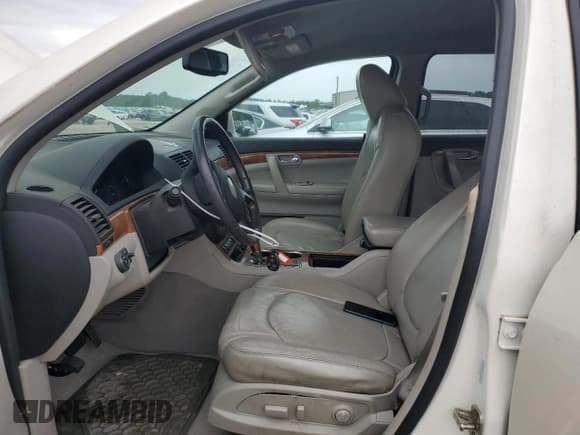 ✅ 2010 Saturn Outlook • VIN: 5GZLRVED0AJ205520 • Lot: 71889594. Wystawiony na Copart z przebiegiem 163 476 mil. Bezpłatny archiwum sprzedaży aukcyjnych z USA i szczegółowy raport historii pojazdu na DreamBid. Zdjęcie 7.