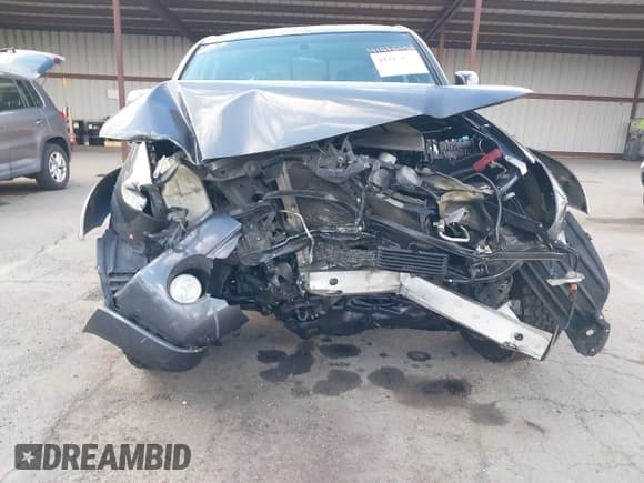 ✅ 2011 Toyota Tacoma PreRunner • VIN: 3TMJU4GN9BM110241 • Lot: 41516056. Listed on IAAI with 181,951 mi. Free auction sales archive from the USA and detailed vehicle history report at DreamBid. Image 13.