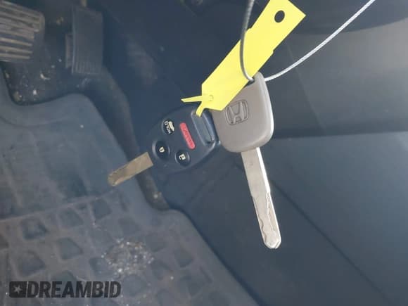 ✅ 2013 Honda Pilot Touring • VIN: 5FNYF4H94DB032372 • Lot: 43906615. Wystawiony na IAAI z przebiegiem 204 065 mil. Bezpłatny archiwum sprzedaży aukcyjnych z USA i szczegółowy raport historii pojazdu na DreamBid. Zdjęcie 11.