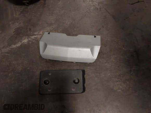 ✅ 2019 Chevrolet Blazer • VIN: 3GNKBGRS0KS688410 • Lot: 43447550. Listed on IAAI with 78,973 mi. Free auction sales archive from the USA and detailed vehicle history report at DreamBid. Image 12.